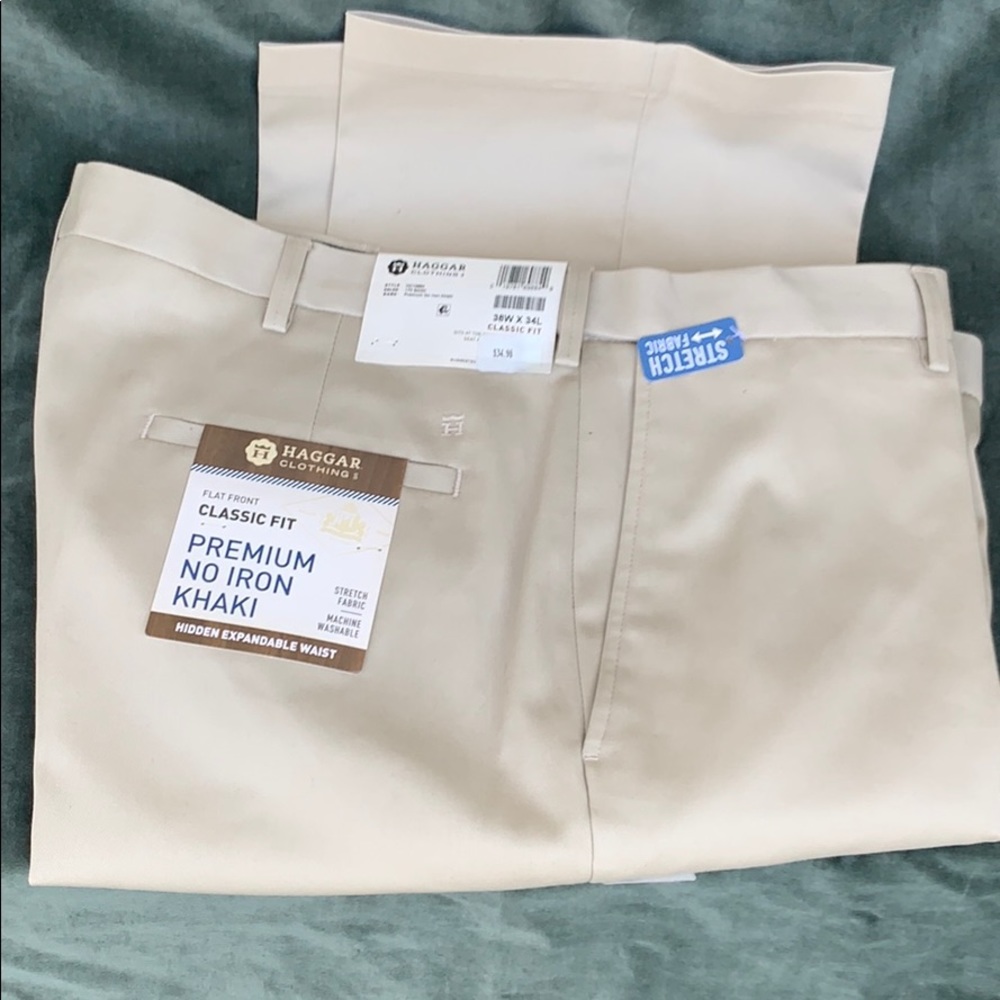 Men’s Haggar Classic Fit Khakis